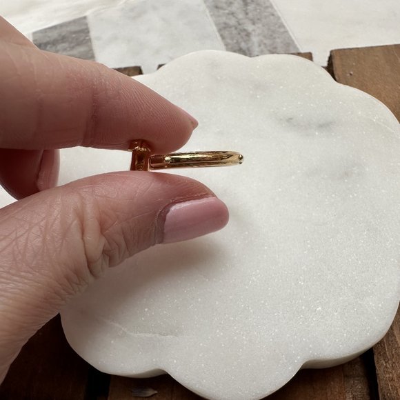 Louis Vuitton LV & Me Ring | Letter S - Picture 5 of 8